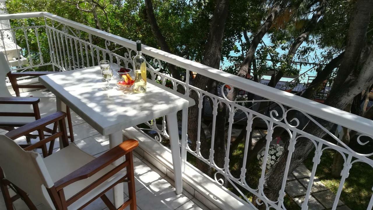 Tzeni Lygia (Lefkada)